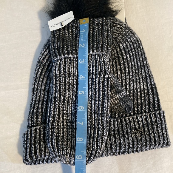 Soybu beanie pom pom & Mittens plush lining M/L - Picture 14 of 15